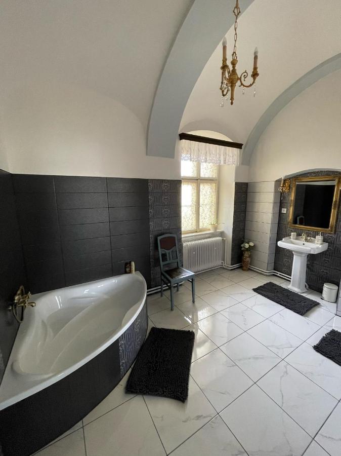 Apartmán Sunny Adam na zámku Česká Kamenice Exterior foto